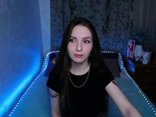 -AlienBaby on BongaCams 