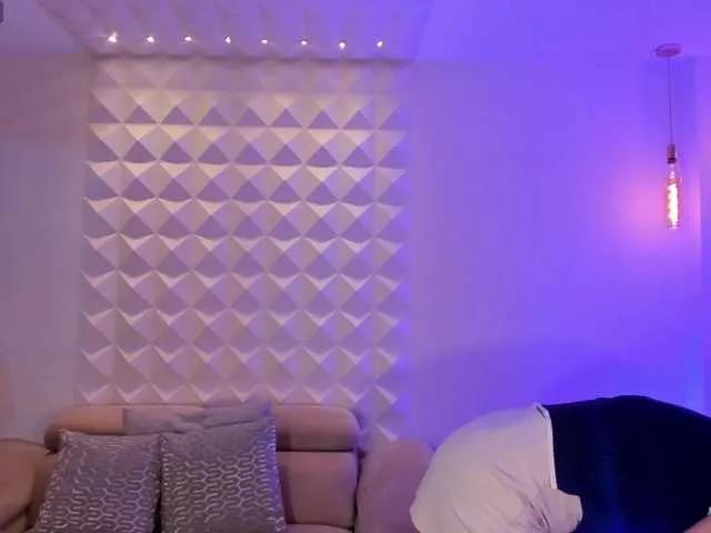 AdharaMoretti on BongaCams 