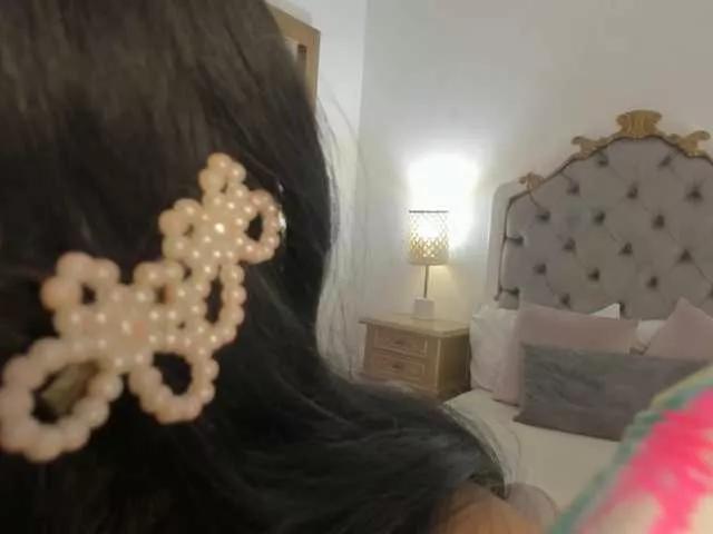 Aixa-Reyes on BongaCams 