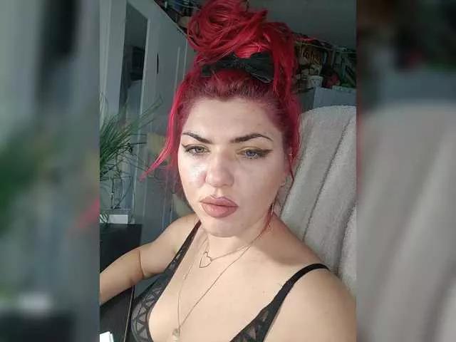 AkashaQueen on BongaCams 