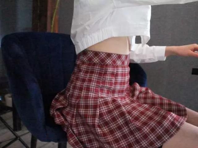 Offline AlicetheFox on BongaCams