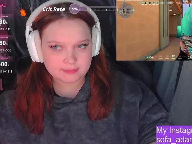 AlinaAdams from BongaCams