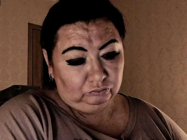 Alinahott1 — Lovens On. All your requests and actions on the Menu. Private and group are open.personal message 20....Watch camera 45.Favorite vibration 11...25...111