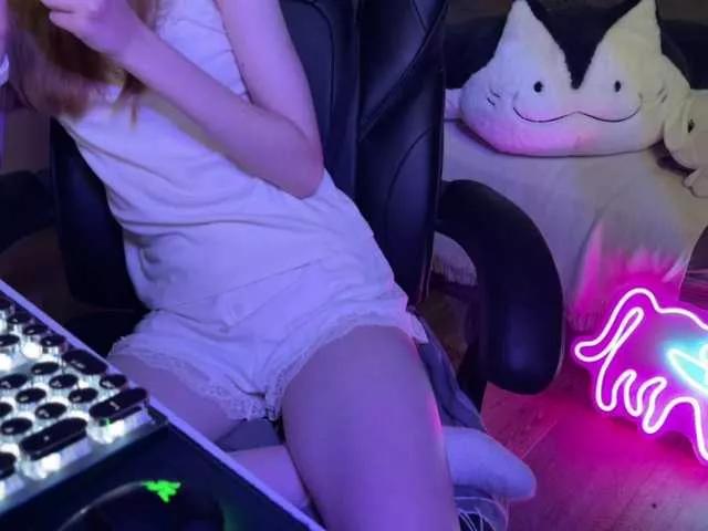 Alisa-Cheshirovna on BongaCams