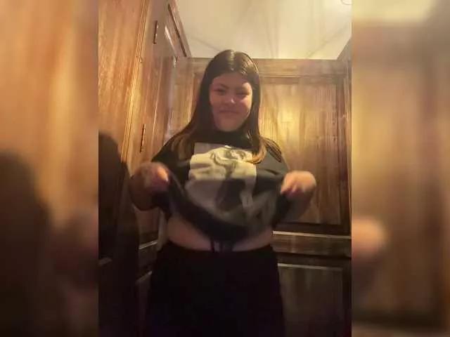 alissha05 on BongaCams