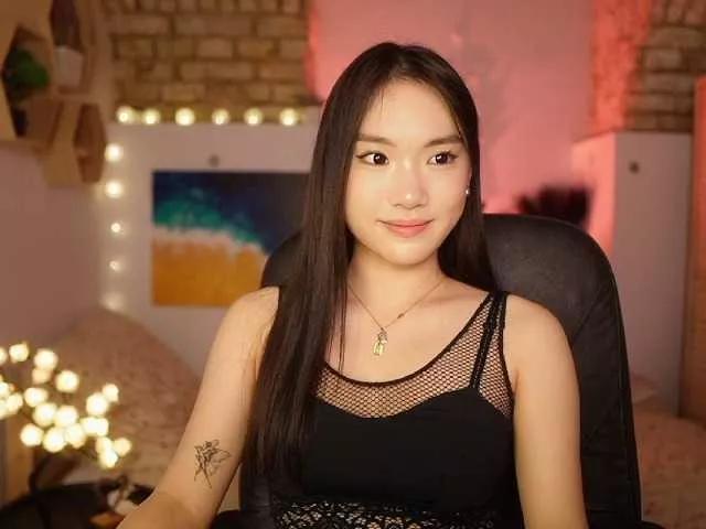 AllyahSky on BongaCams 