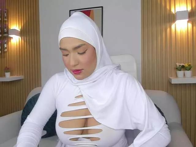 alma-avad on BongaCams