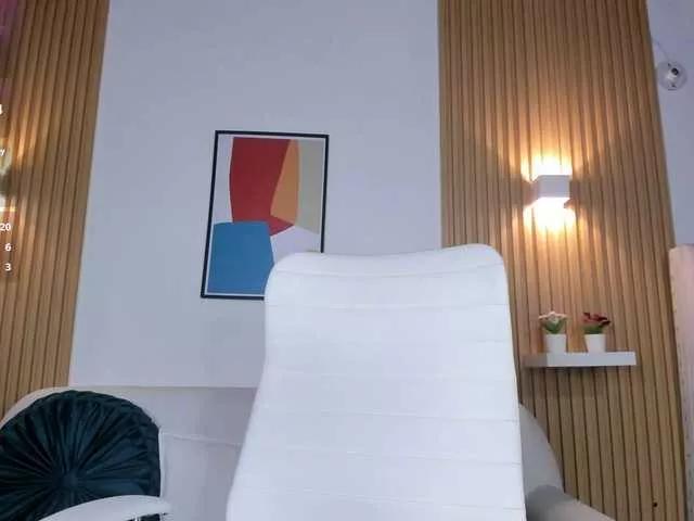 alma-avad on BongaCams