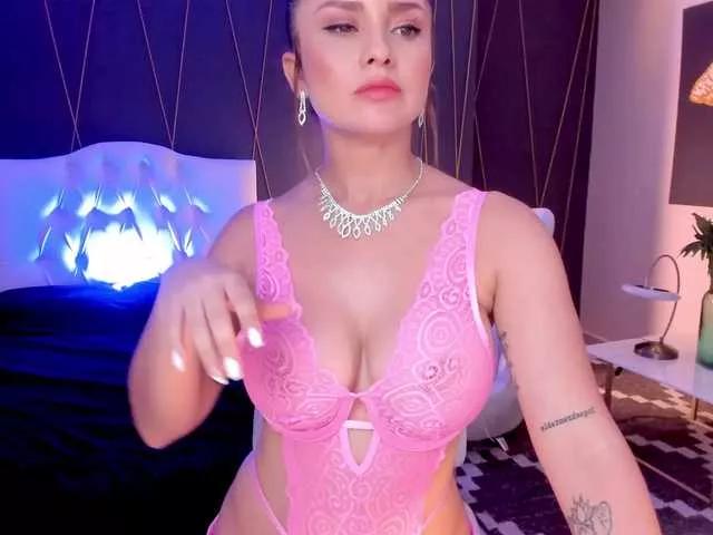 AlysonConner on BongaCams 