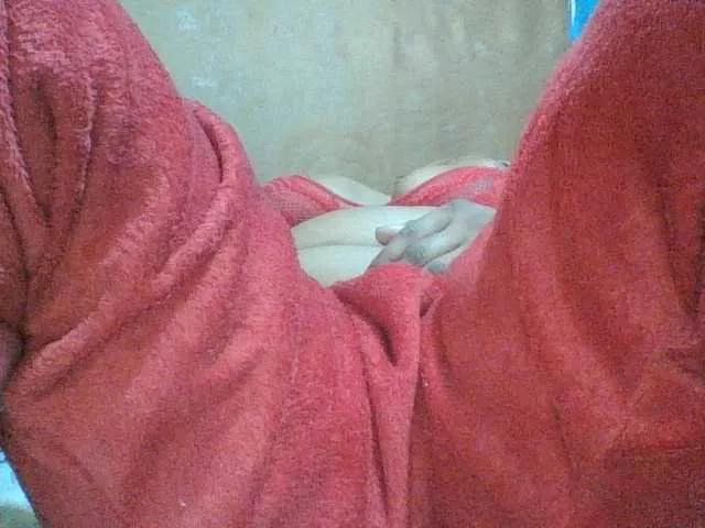 Amanah from BongaCams