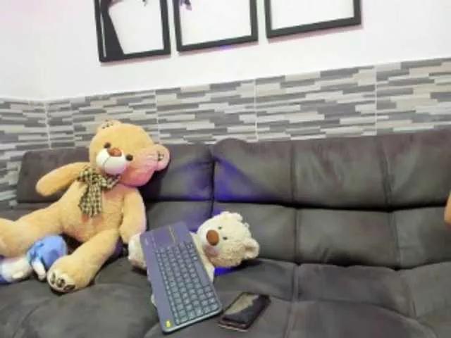 amanda- on BongaCams 
