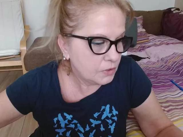 amberdoll4u on BongaCams 