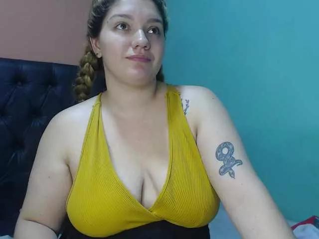 AngiJackson on BongaCams 