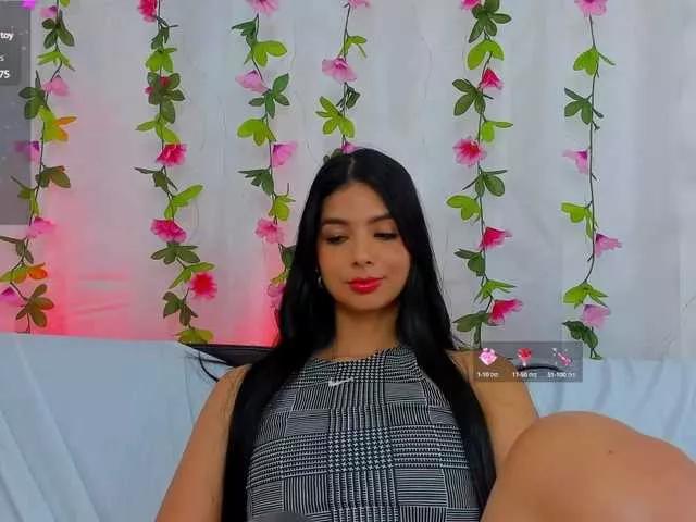AriannaEvans on BongaCams 