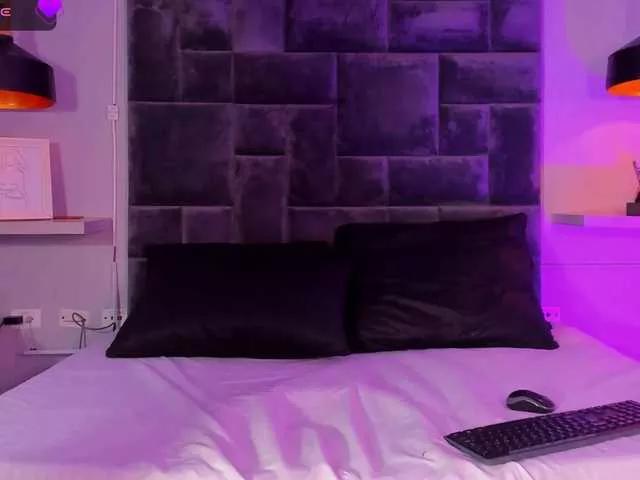 Ashley-Pink on BongaCams 