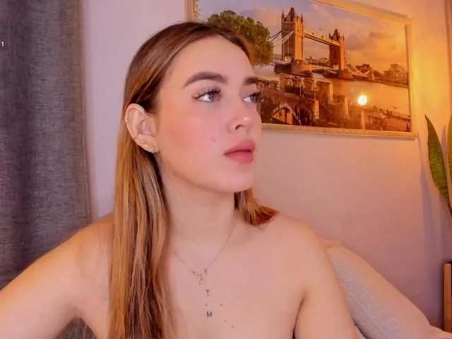 Assh-lee on BongaCams 