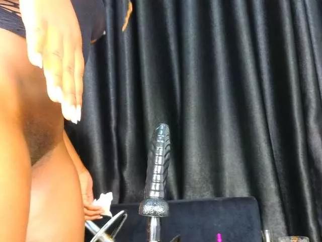 Assiology on BongaCams 