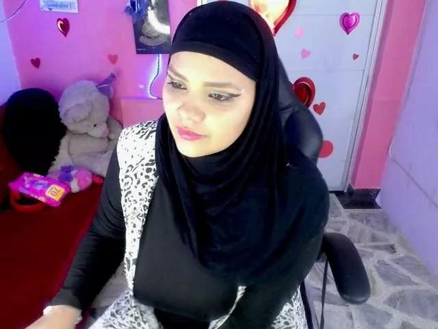 AzaharaMahmud on BongaCams 