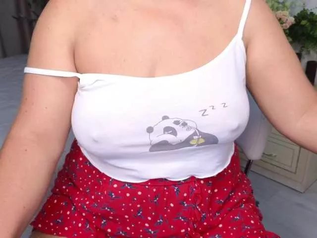 Baby-Mary on BongaCams 