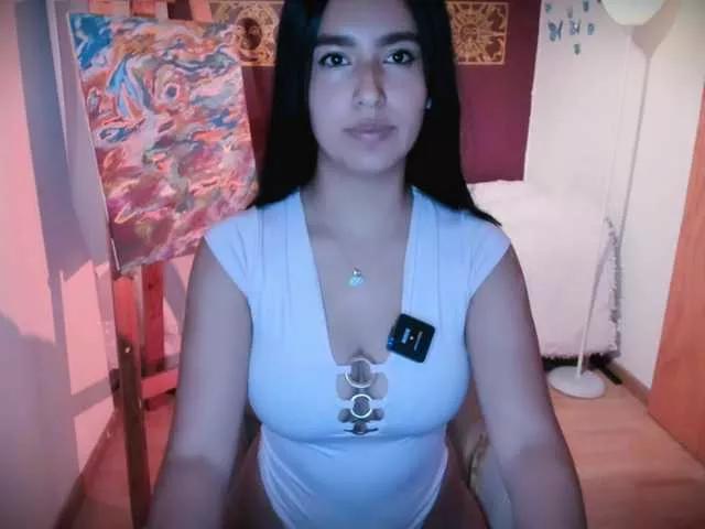 Bella-mwc on BongaCams 