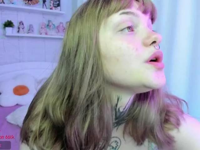 betty-moon on BongaCams 