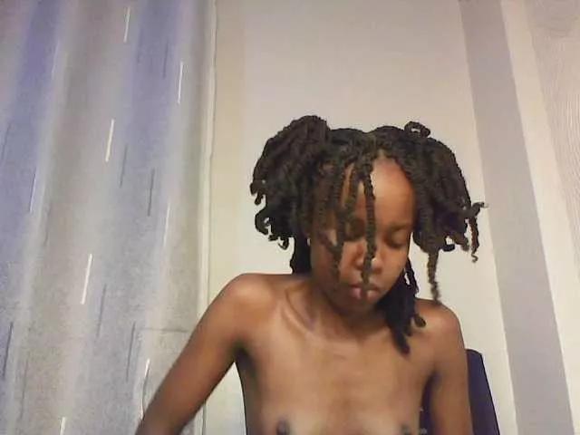 bigbaby004 on BongaCams 