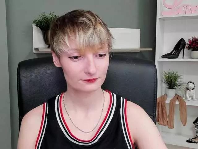 Offline BlairPlay on BongaCams