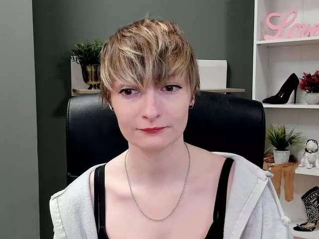 Offline BlairPlay on BongaCams