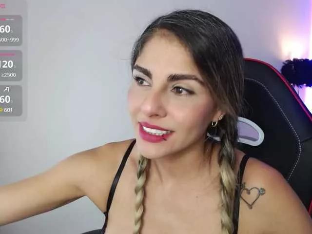 blondecat15 on BongaCams 