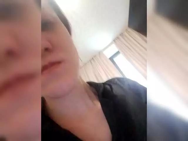 Offline Bogina2 on BongaCams
