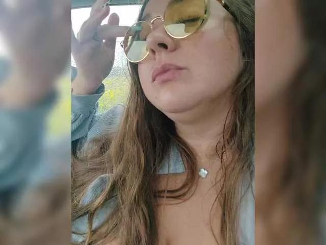 Bonne-Aurore on BongaCams