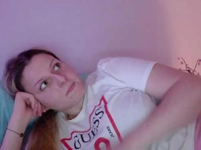 BritneyBlond on BongaCams
