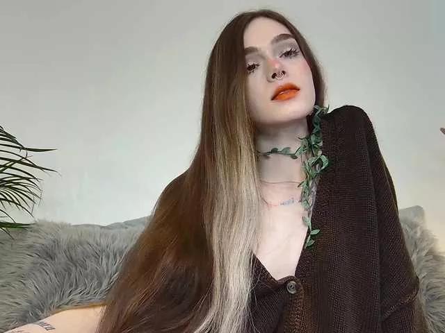 BrokenDoll666 on BongaCams 