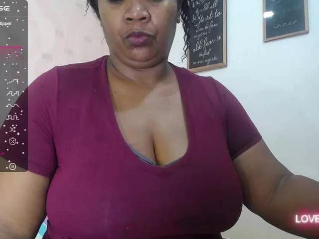 brownmommy on BongaCams 