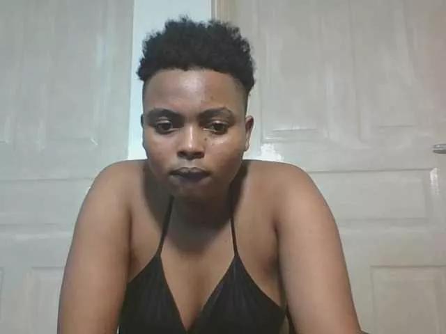 Brownywizzy on BongaCams
