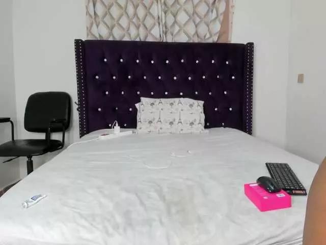 Busty-Bree on BongaCams