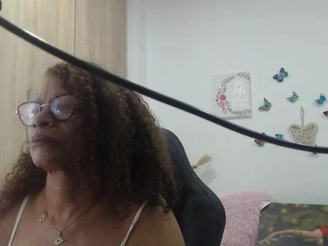 BustyXMilf on BongaCams 