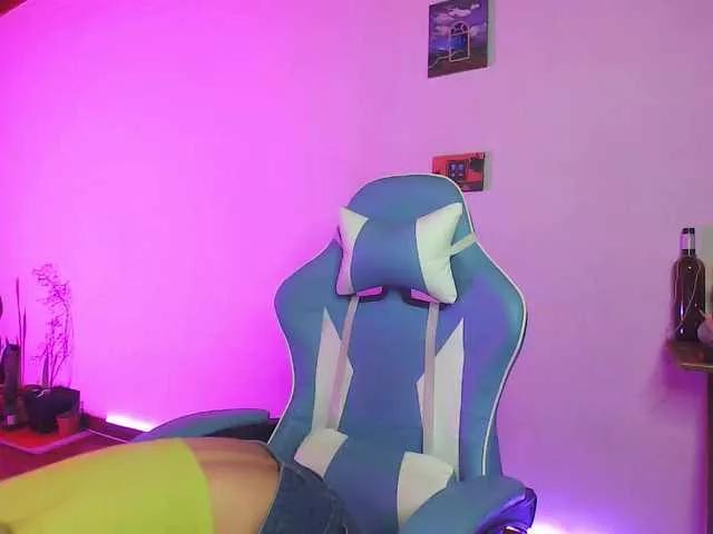 Callmebluee on BongaCams 
