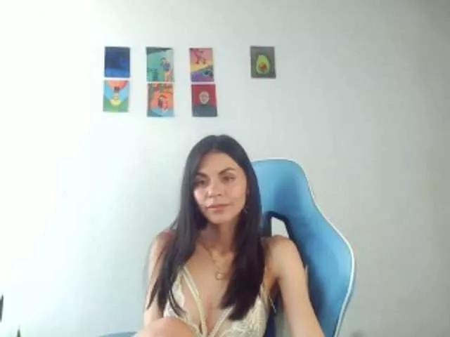 Callmebluee on BongaCams 
