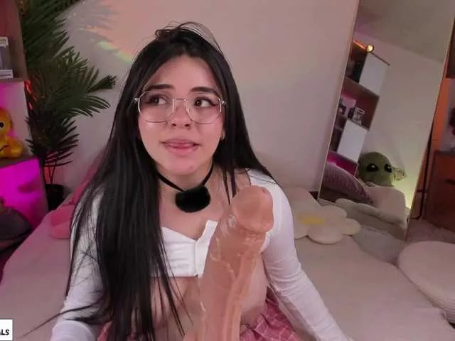 CammieFoalss on BongaCams 