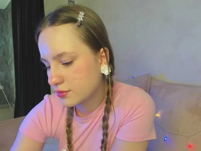 Candy-Cansew on BongaCams