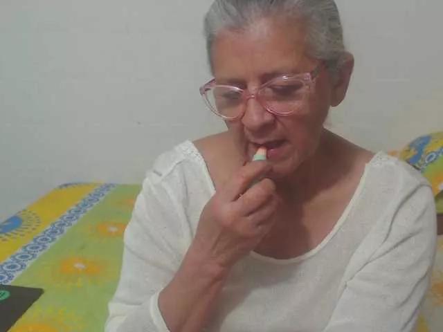 candy-mature on BongaCams 