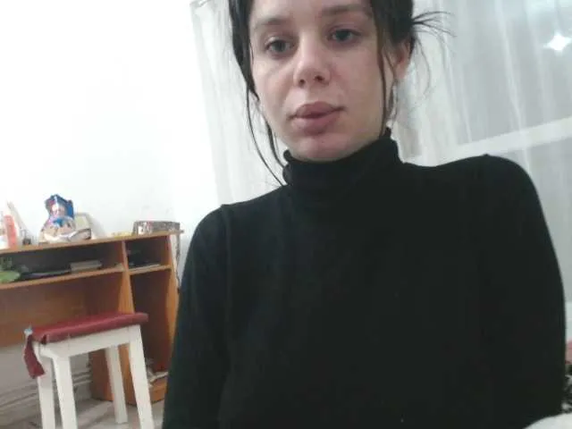 Candybrunet12 on BongaCams
