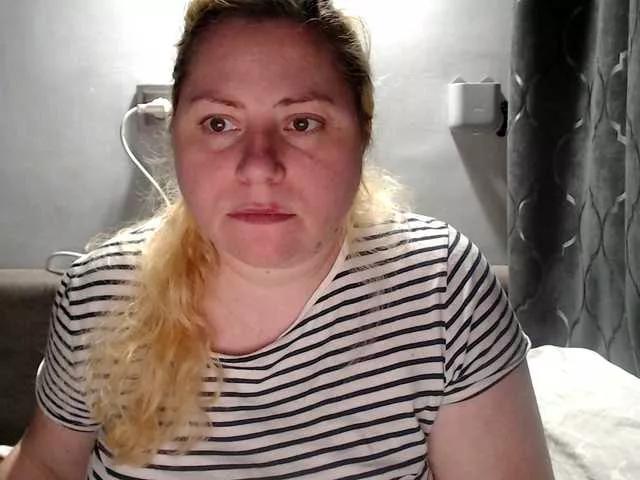 candycream74 on BongaCams 