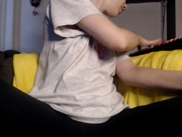 CarluyMessy on BongaCams