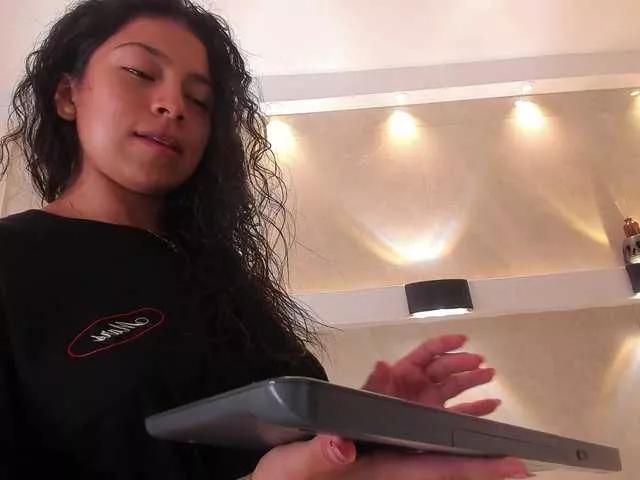 CeleneMidnight on BongaCams 