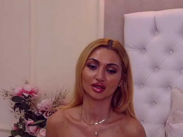 CelineHinton on BongaCams