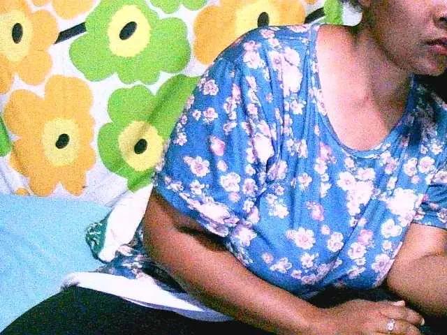 Chamnah from BongaCams