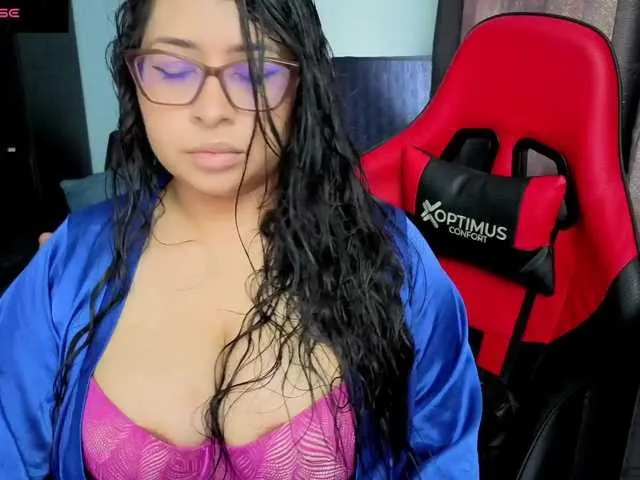 Charlottee91 on BongaCams