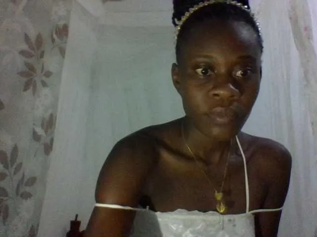 charmychassy27 on BongaCams